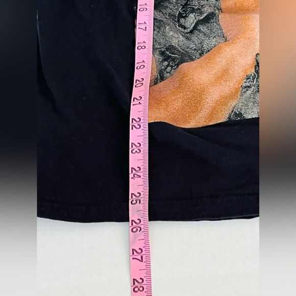 LIZZO TEE SIZE MEDIUM Black T-Shirt with Lizzo Graphic - Picture 4 of 8